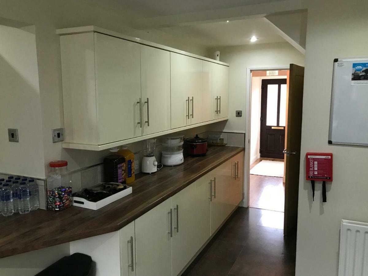 فندق Sage House نورث هامبتون المظهر الخارجي الصورة